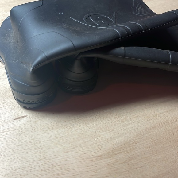 New Dunlop Rain Boots Men’s 7 - Picture 3 of 3
